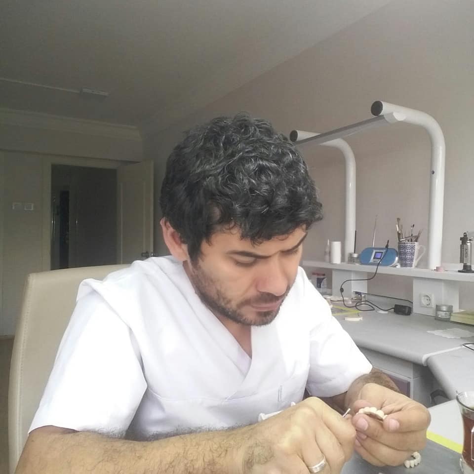 Porselen Diş